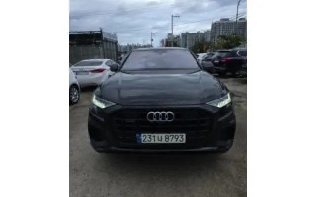 수원수입중고차시세표가격 Q8 55 TFSI 콰트로 프리미엄 매물 사진 12 - 2023/02 270,890km